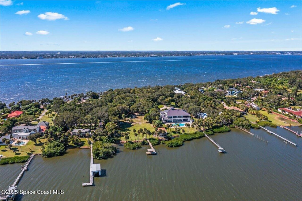 10060 S Tropical Trail, Merritt Island, FL 32952 Photo