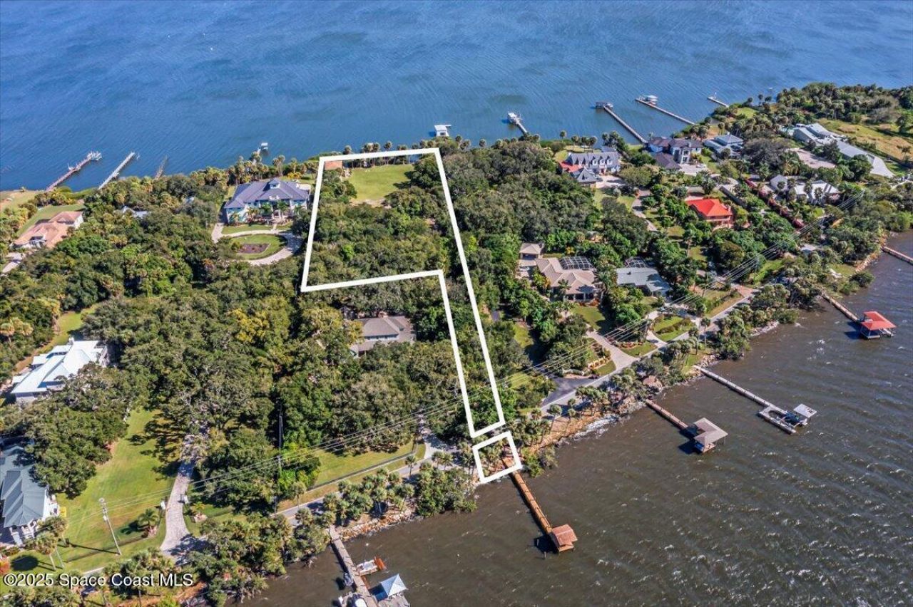 10060 S Tropical Trail, Merritt Island, FL 32952 Photo