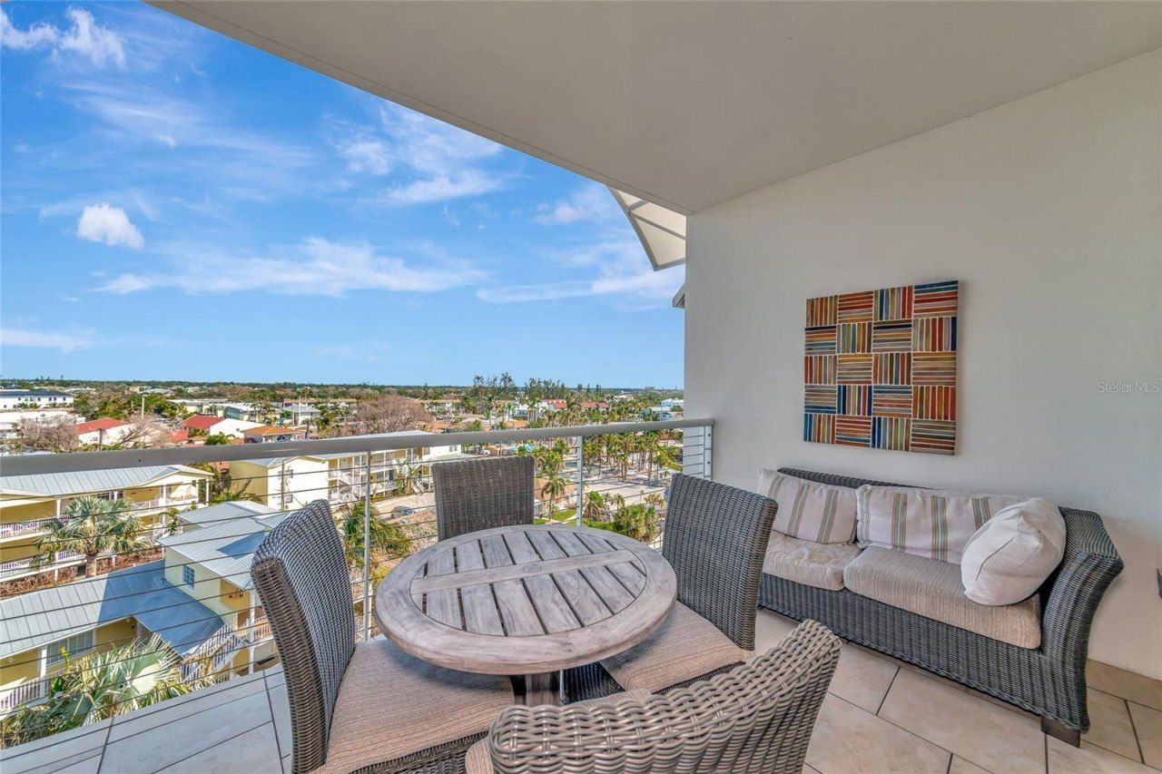 915 Seaside Drive, Unit 604, Sarasota, FL 34242 Photo