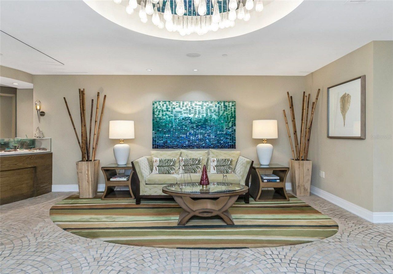 915 Seaside Drive, Unit 604, Sarasota, FL 34242 Photo