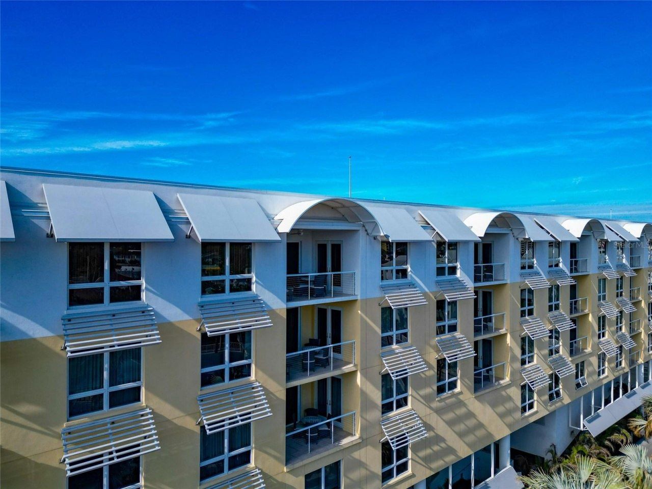 915 Seaside Drive, Unit 604, Sarasota, FL 34242 Photo