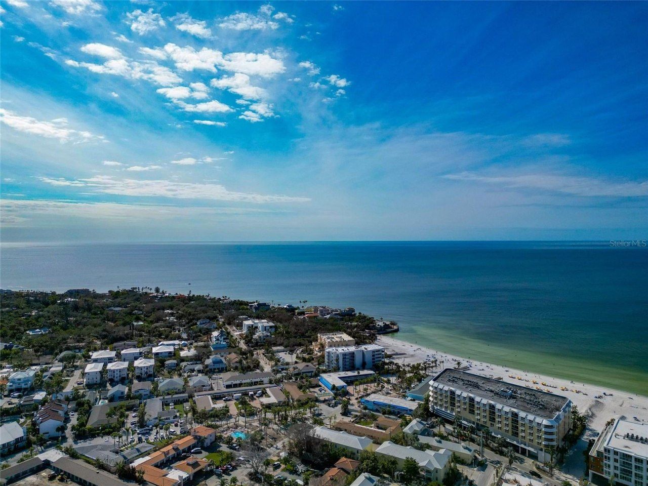 915 Seaside Drive, Unit 604, Sarasota, FL 34242 Photo