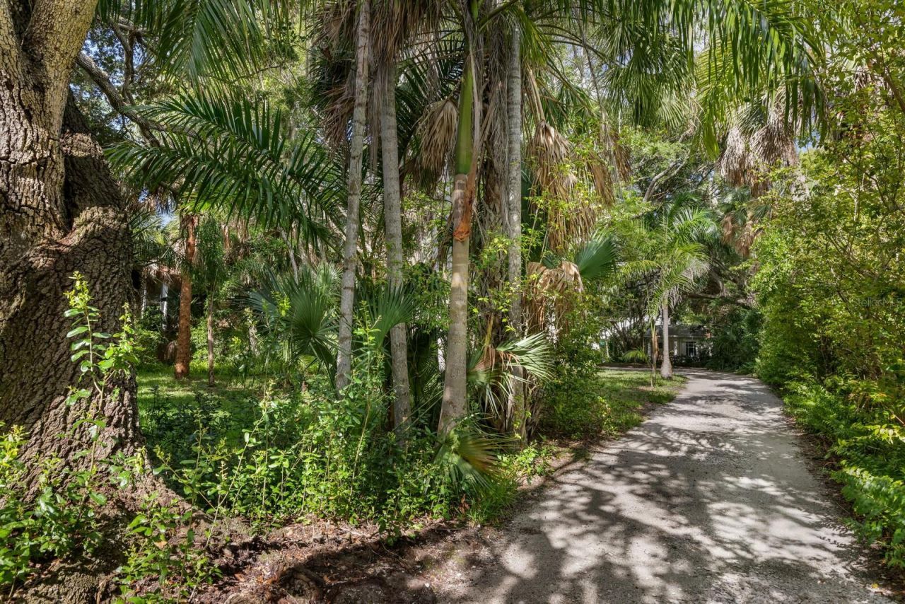 3301 Bay Shore Road, Sarasota, FL 34234 Photo