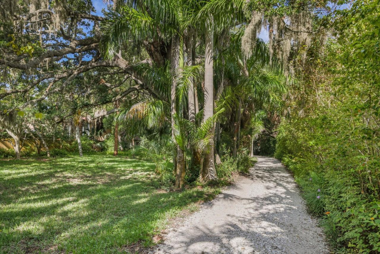 3301 Bay Shore Road, Sarasota, FL 34234 Photo