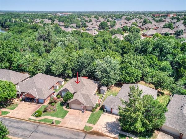 1801 Del Simmons Drive, Edmond, OK 73003
