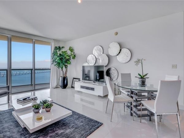 3000 Oasis Grand BLVD, Unit 3005, FORT MYERS, FL 33916