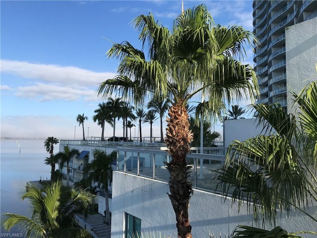 3000 Oasis Grand Blvd, Unit 3005, Fort Myers, FL 33916 Photo