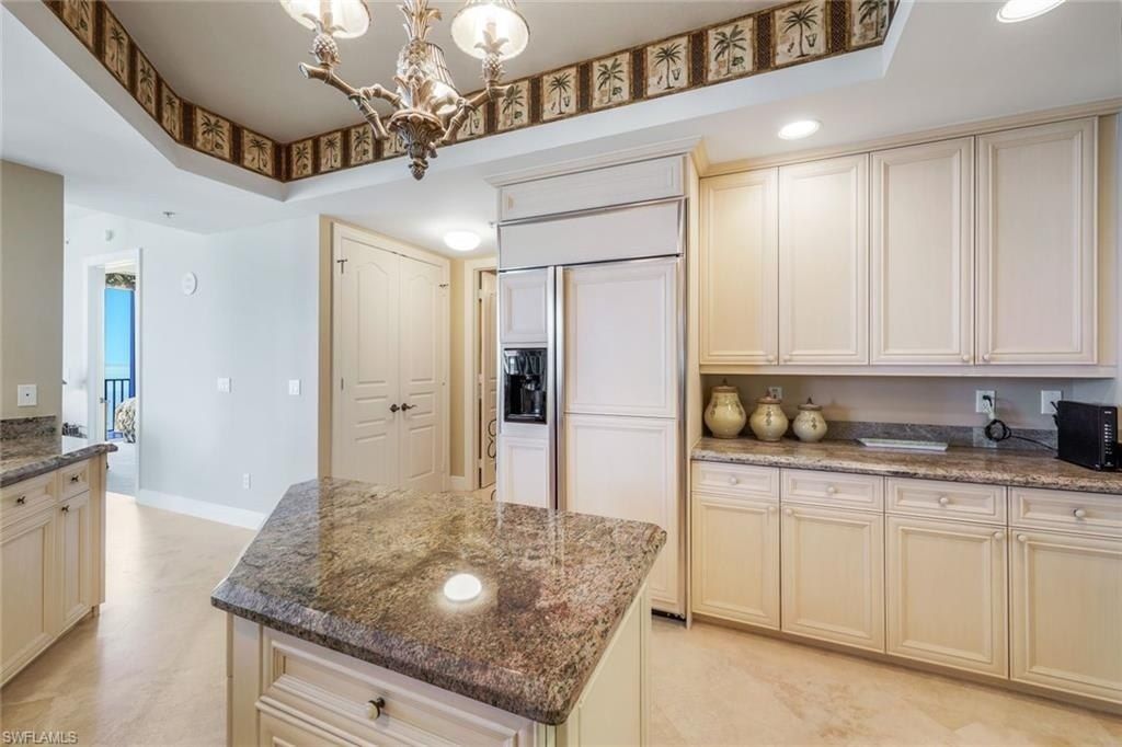 700 La Peninsula Blvd, Unit 401, Naples, FL 34113 Photo
