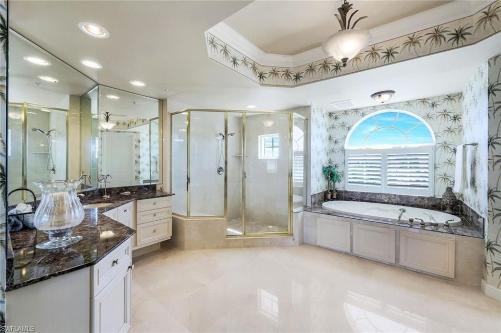 700 La Peninsula Blvd, Unit 401, Naples, FL 34113 Photo
