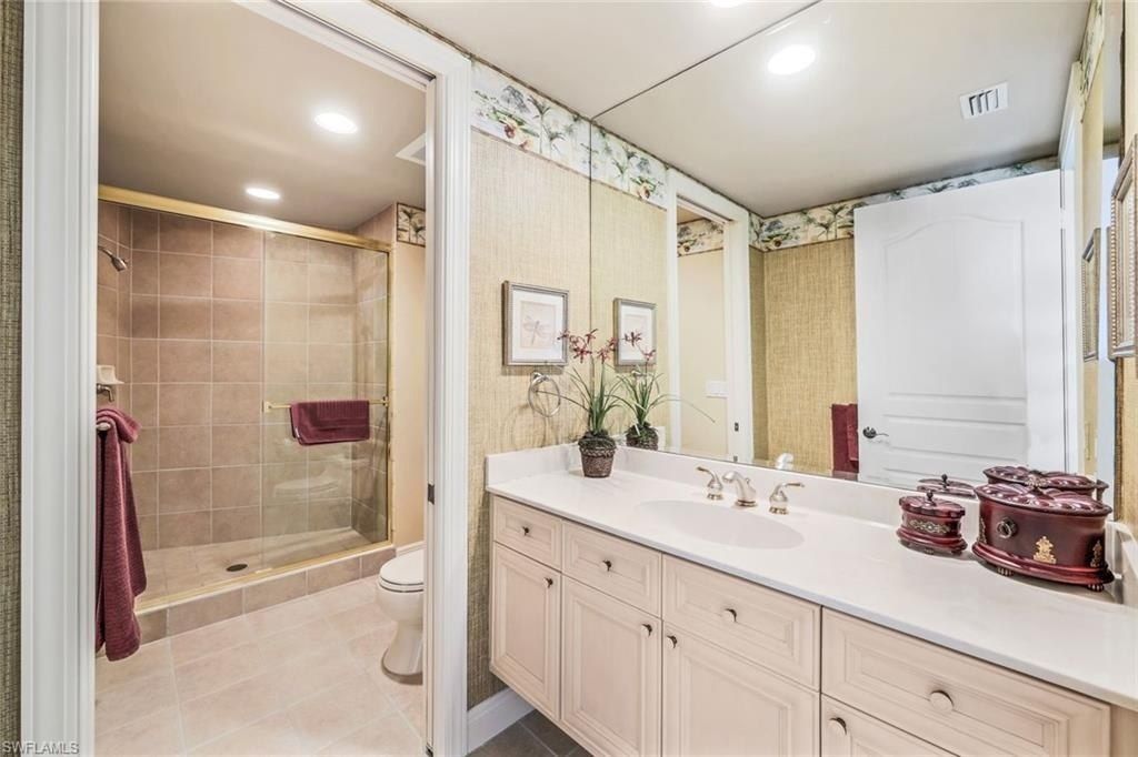 700 La Peninsula Blvd, Unit 401, Naples, FL 34113 Photo