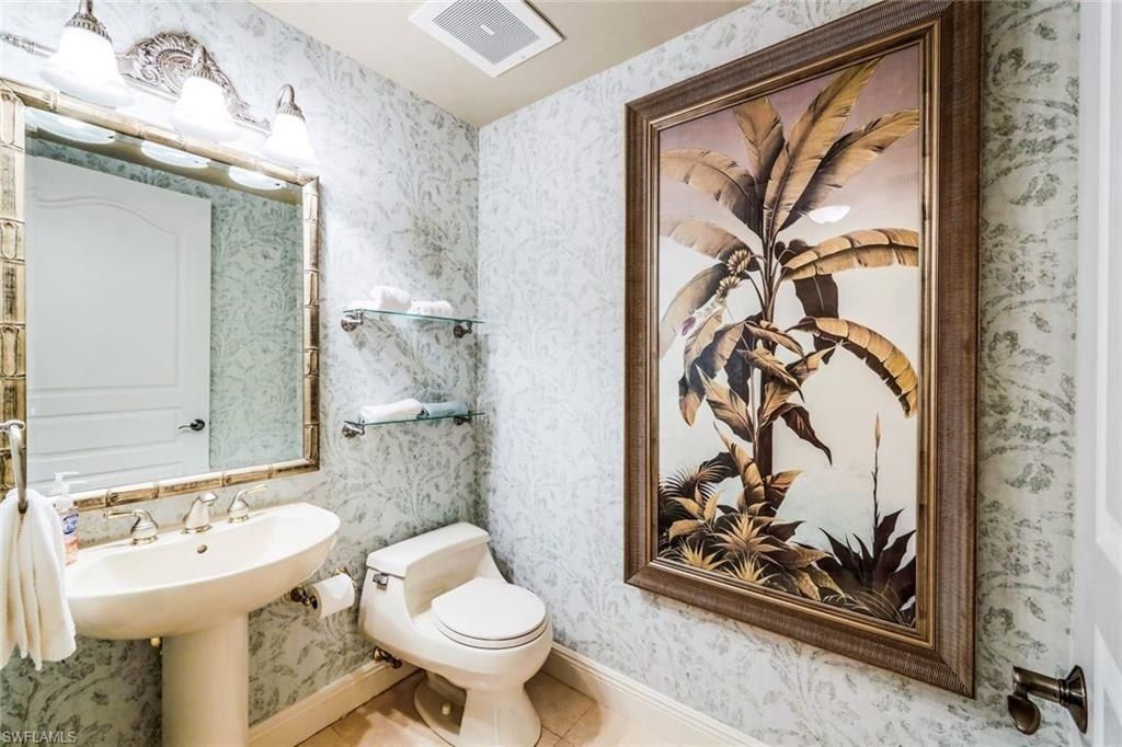 700 La Peninsula Blvd, Unit 401, Naples, FL 34113 Photo