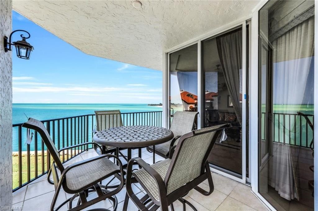 700 La Peninsula Blvd, Unit 401, Naples, FL 34113 Photo