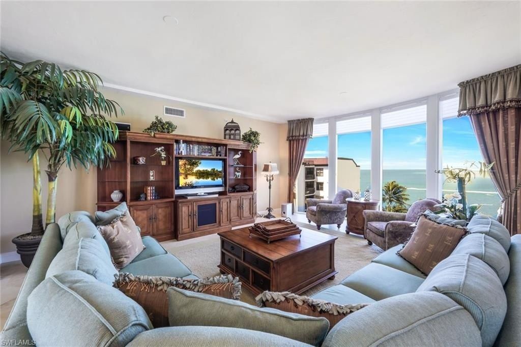 700 La Peninsula Blvd, Unit 401, Naples, FL 34113 Photo