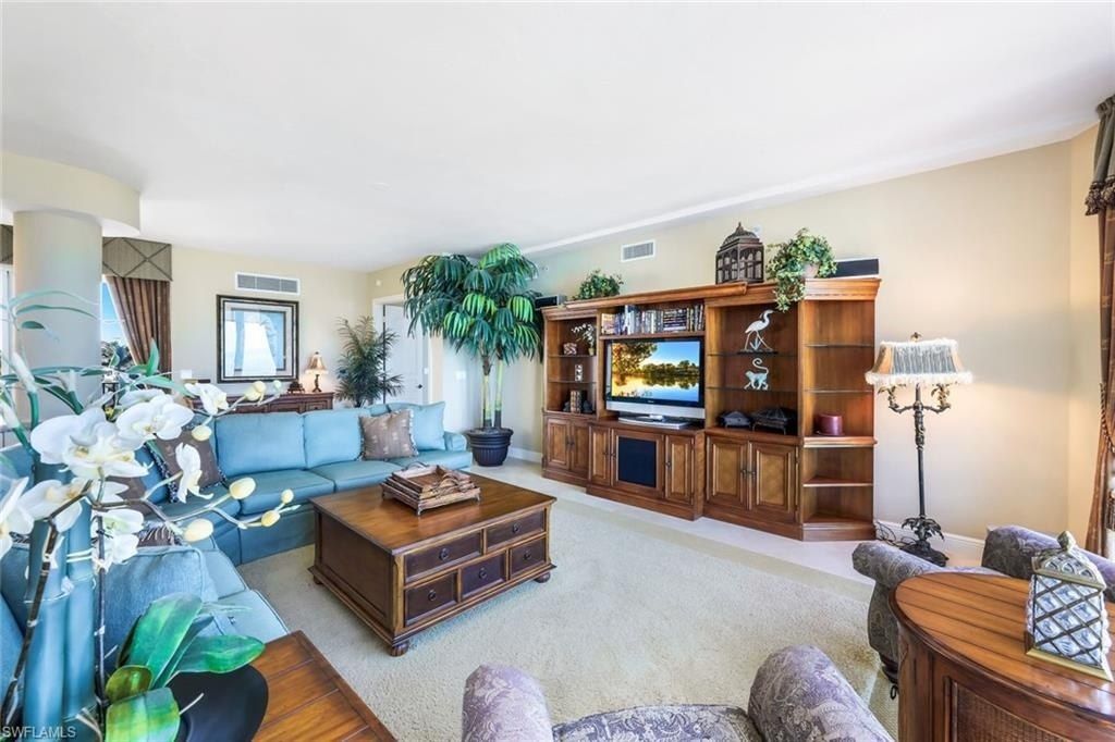 700 La Peninsula Blvd, Unit 401, Naples, FL 34113 Photo
