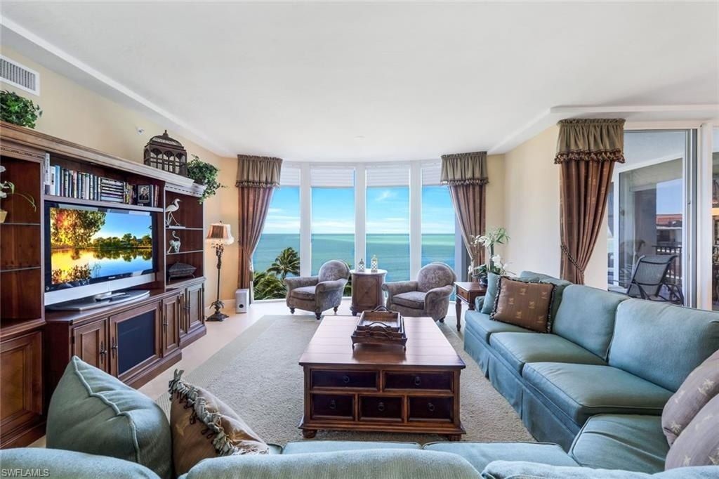 700 La Peninsula Blvd, Unit 401, Naples, FL 34113 Photo