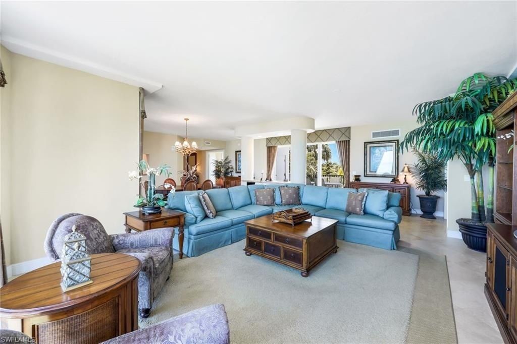 700 La Peninsula Blvd, Unit 401, Naples, FL 34113 Photo