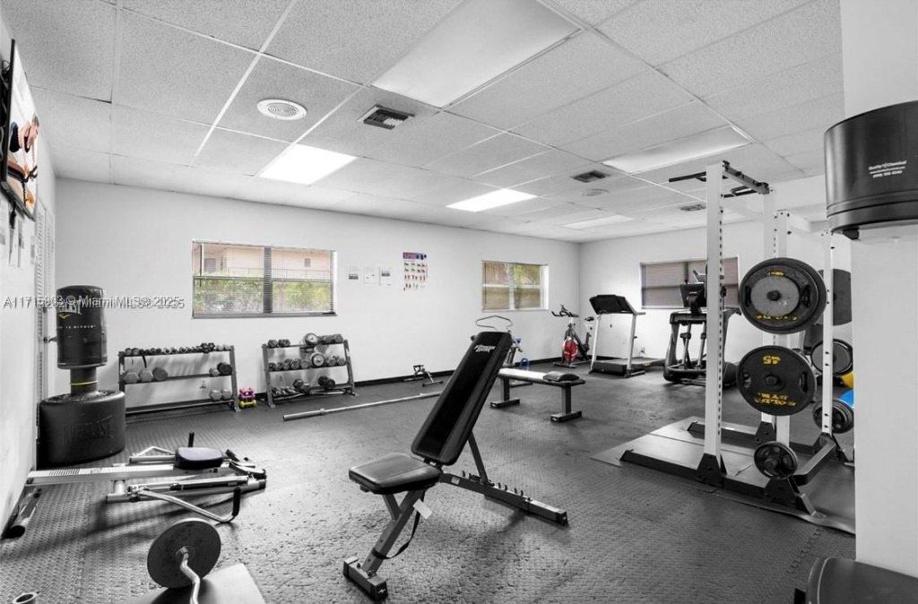 6700 Cypress Rd, Unit 512, Plantation, FL 33317 Photo