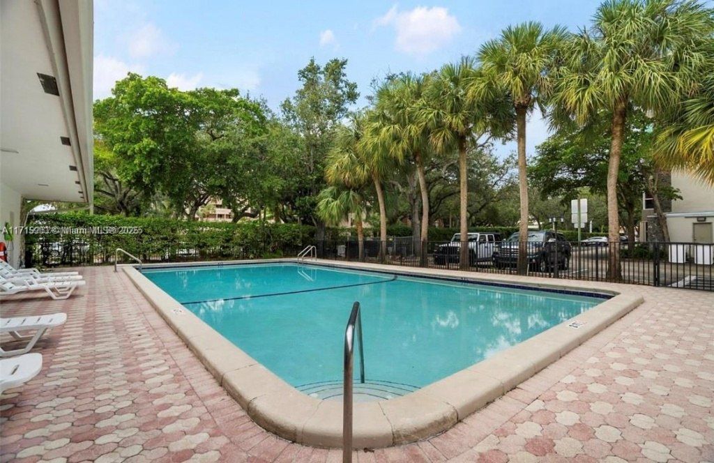 6700 Cypress Rd, Unit 512, Plantation, FL 33317 Photo