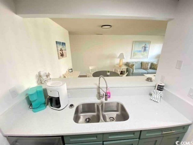 202 75th Ave N Photo 11