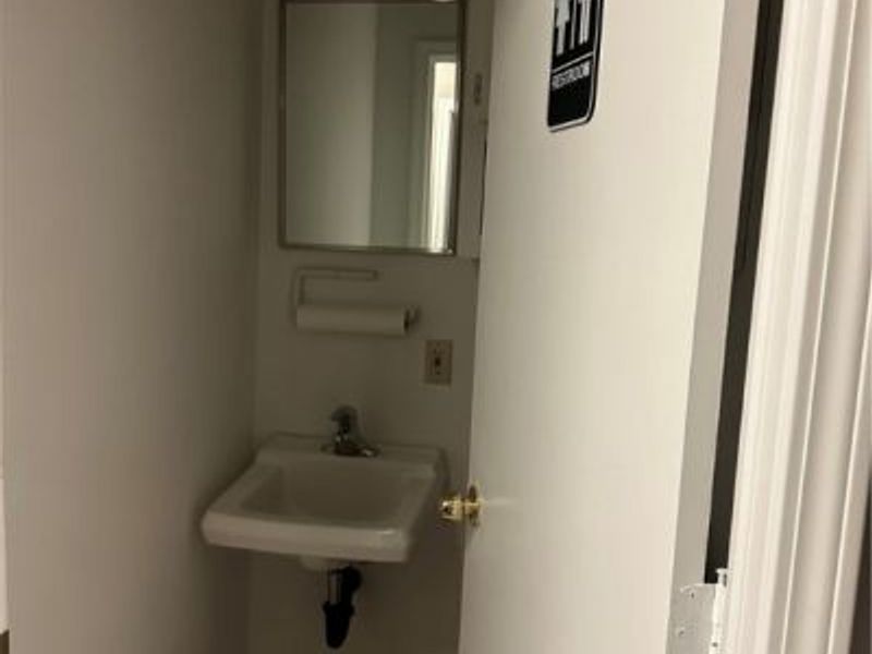 240 S Chestnut Street, Ravenna, OH 44266 Photo 12