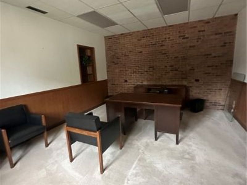 240 S Chestnut Street, Ravenna, OH 44266 Photo 9