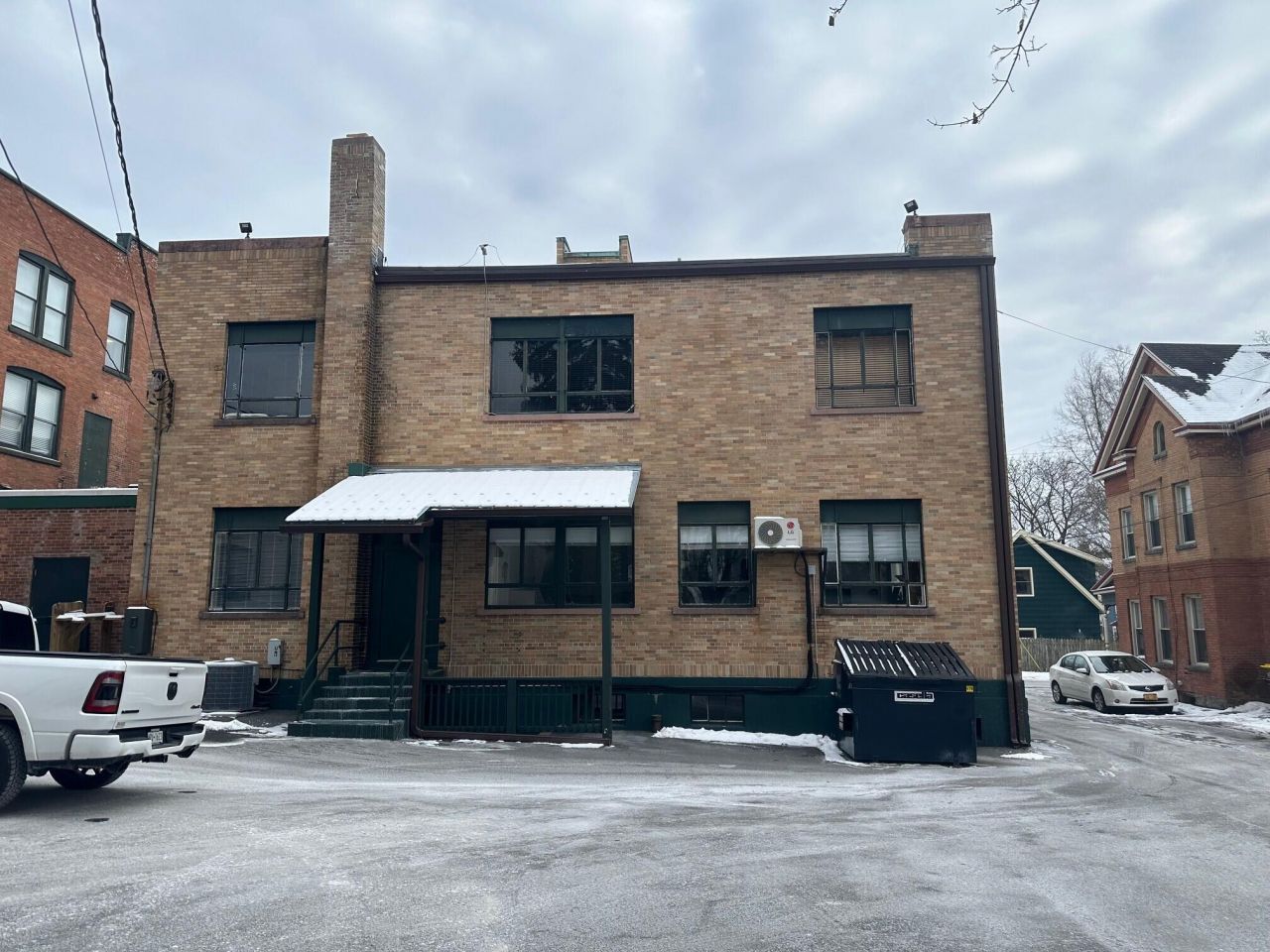 5 Wells Street, Saratoga Springs, NY 12866 Main Photo