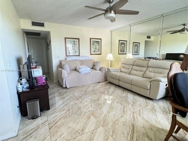 13355 SW 9th Ct, Unit 314H, Pembroke Pines, FL 33027