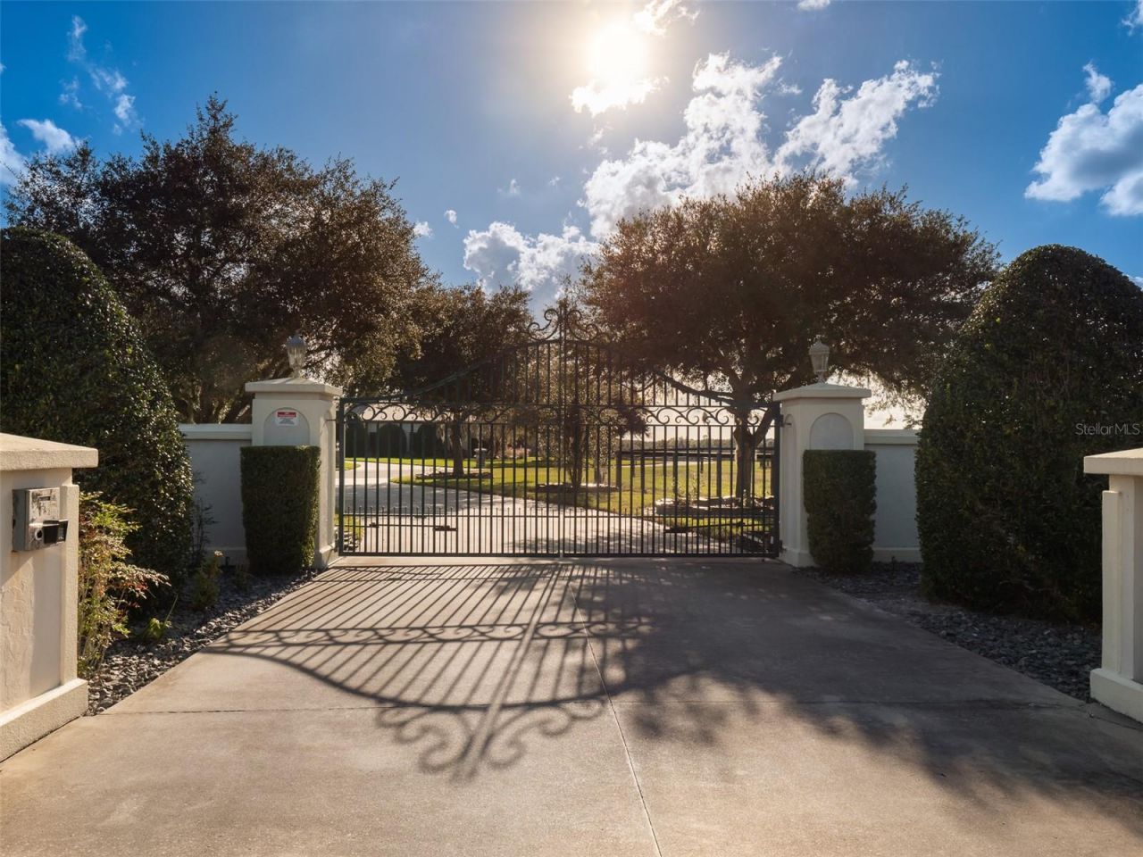 9001 NW 200th Street Road, Micanopy, FL 32667 Photo