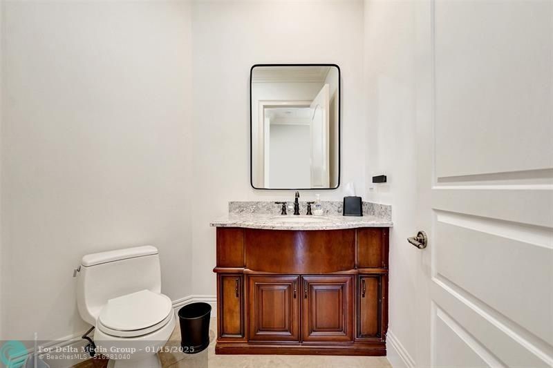 642 Palm Dr, Hallandale Beach, FL 33009 Photo