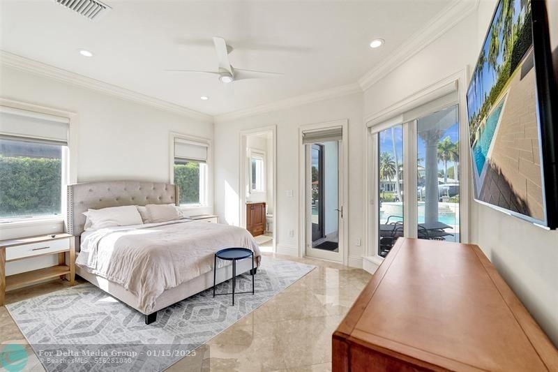 642 Palm Dr, Hallandale Beach, FL 33009 Photo