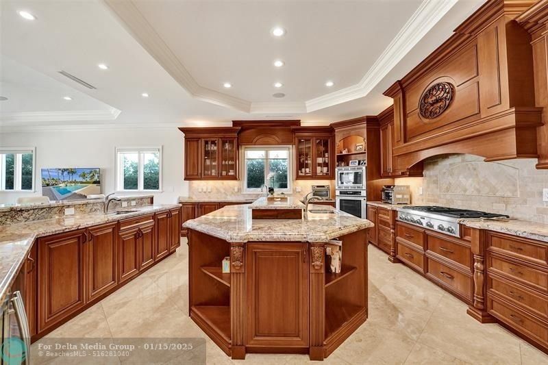 642 Palm Dr, Hallandale Beach, FL 33009 Photo