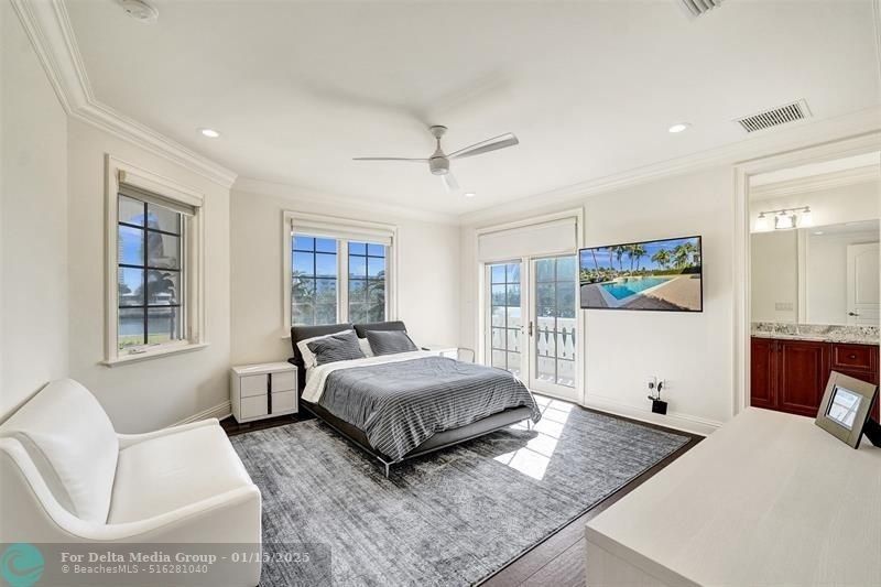 642 Palm Dr, Hallandale Beach, FL 33009 Photo