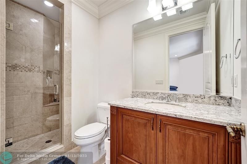 642 Palm Dr, Hallandale Beach, FL 33009 Photo