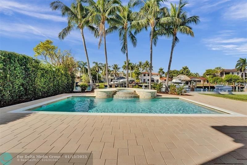 642 Palm Dr, Hallandale Beach, FL 33009 Photo