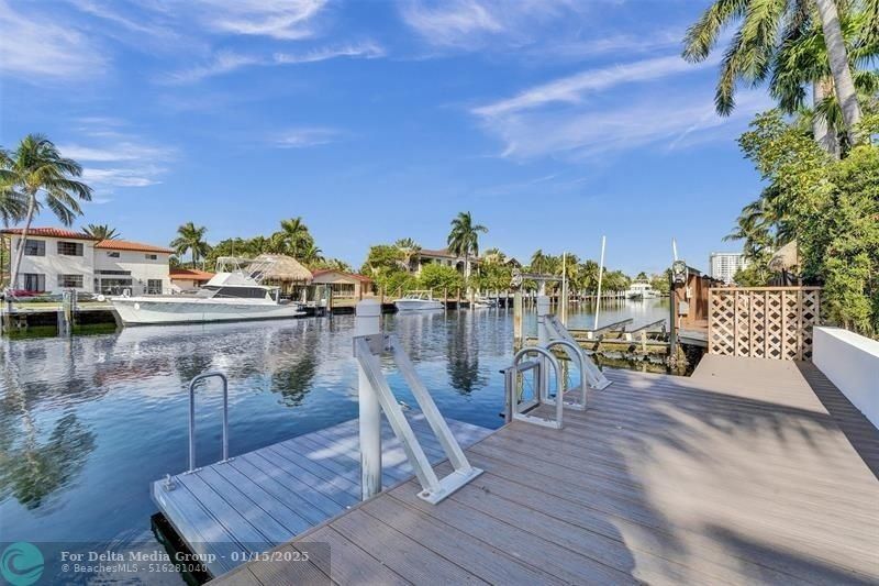 642 Palm Dr, Hallandale Beach, FL 33009 Photo