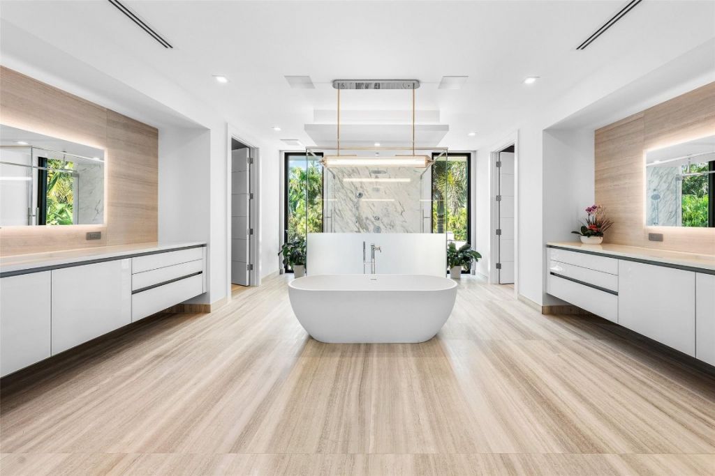 2817 NE 25th St, Fort Lauderdale, FL 33305 Photo