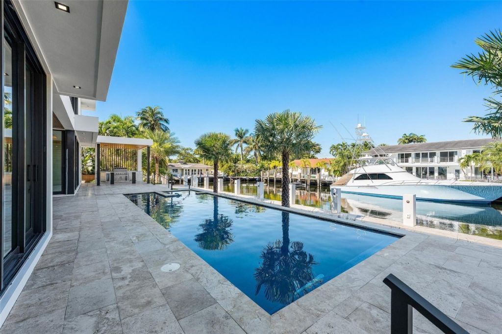 2817 NE 25th St, Fort Lauderdale, FL 33305 Photo