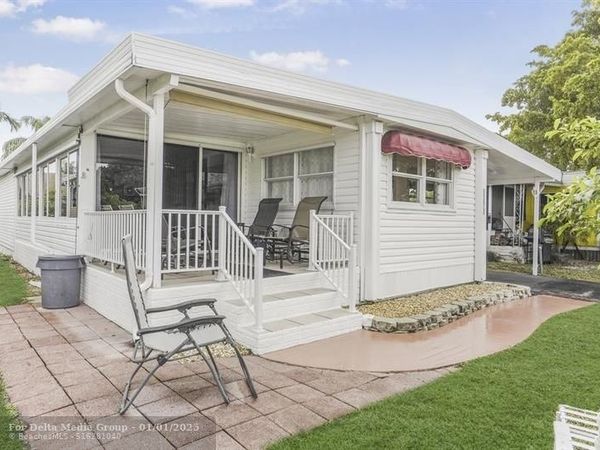 5670 SW Cypress Dr, Fort Lauderdale, FL 33312