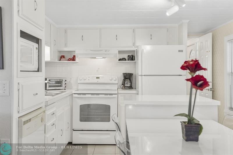 5670 SW Cypress Drive, Fort Lauderdale, FL 33312 Photo