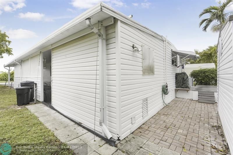 5670 SW Cypress Drive, Fort Lauderdale, FL 33312 Photo