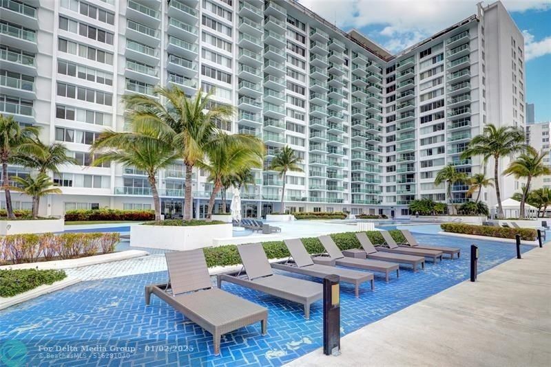 1000 West Avenue, Unit 1405, Miami Beach, FL 33139 Photo