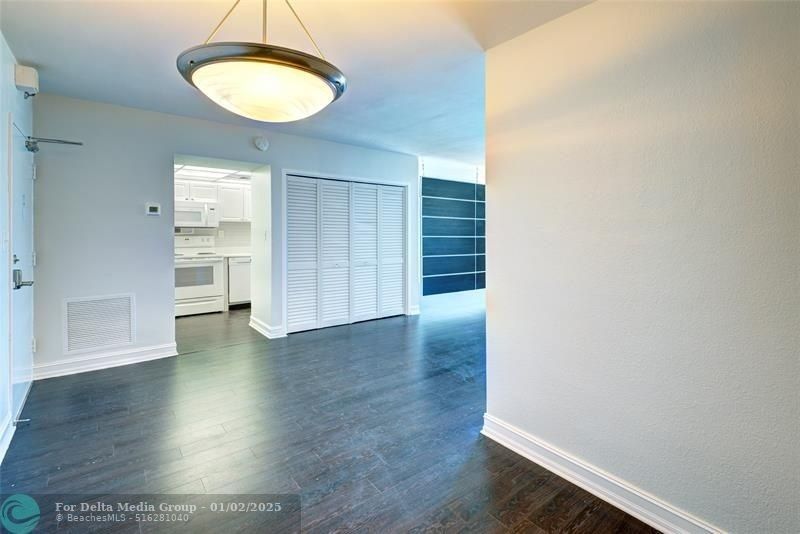 1000 West Avenue, Unit 1405, Miami Beach, FL 33139 Photo