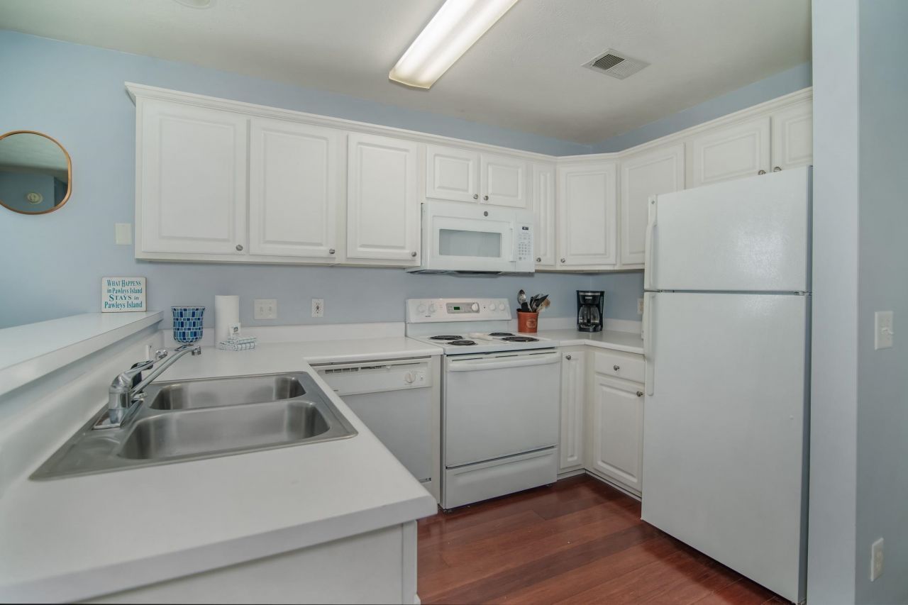 598 Blue Stem Dr. Photo 10