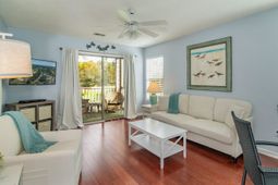 598 Blue Stem Dr. photo 4