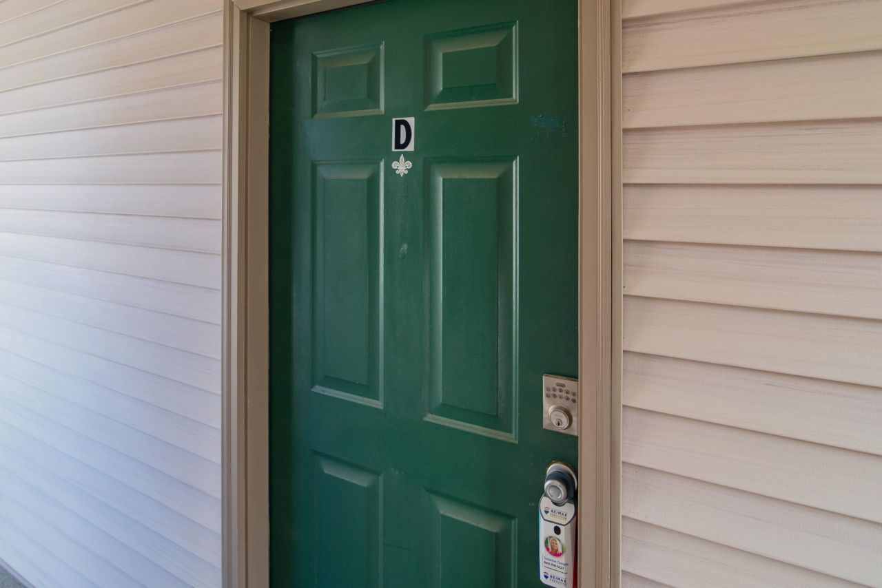 598 Blue Stem Dr. Photo 24