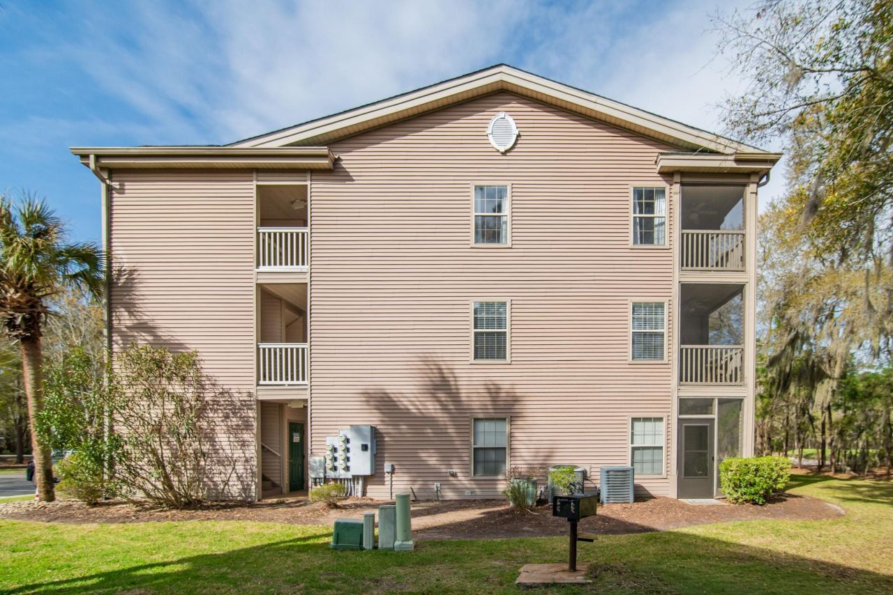 598 Blue Stem Dr. Photo 41
