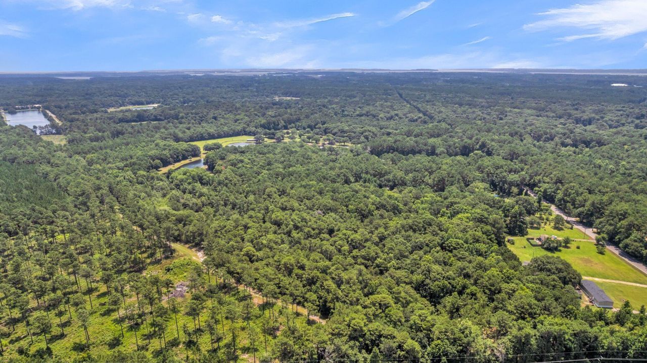 0 Handsome Drive Photo 2