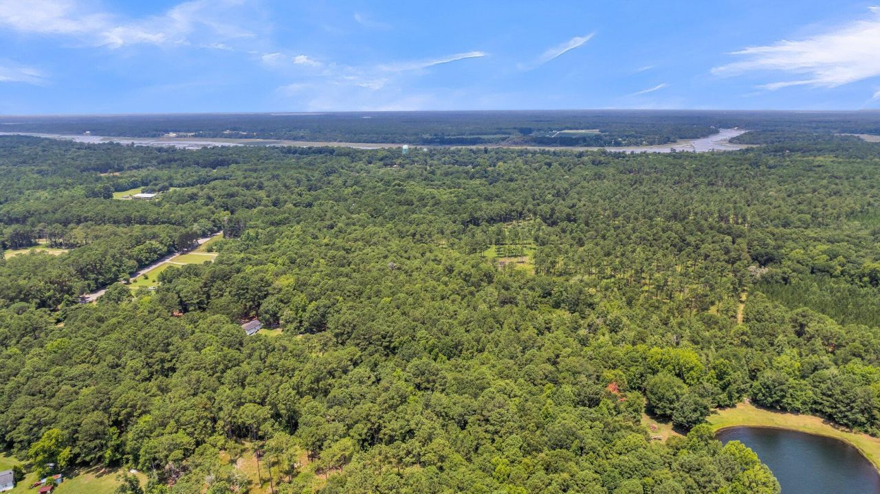 0 Handsome Drive Photo 5