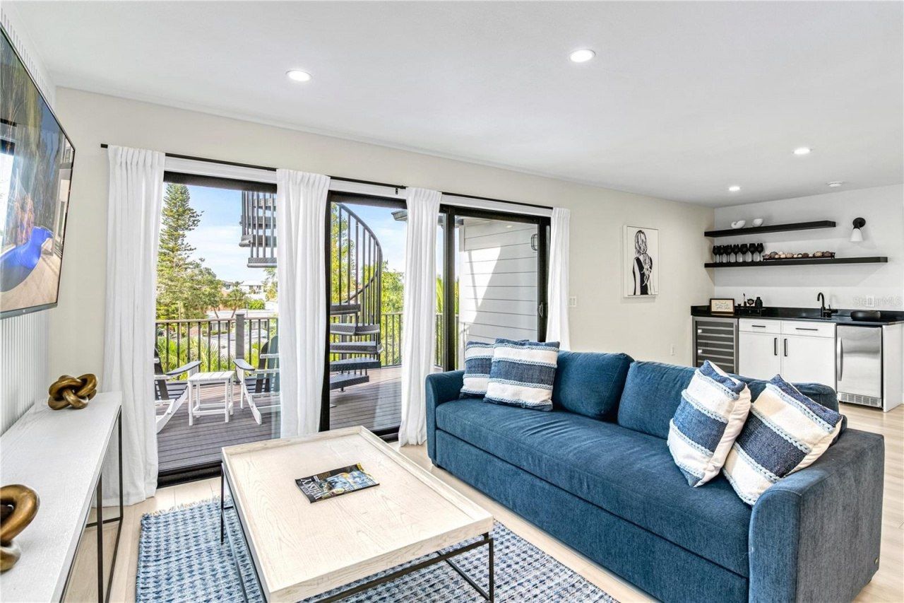 129 Mckinley Drive, Sarasota, FL 34236 Photo