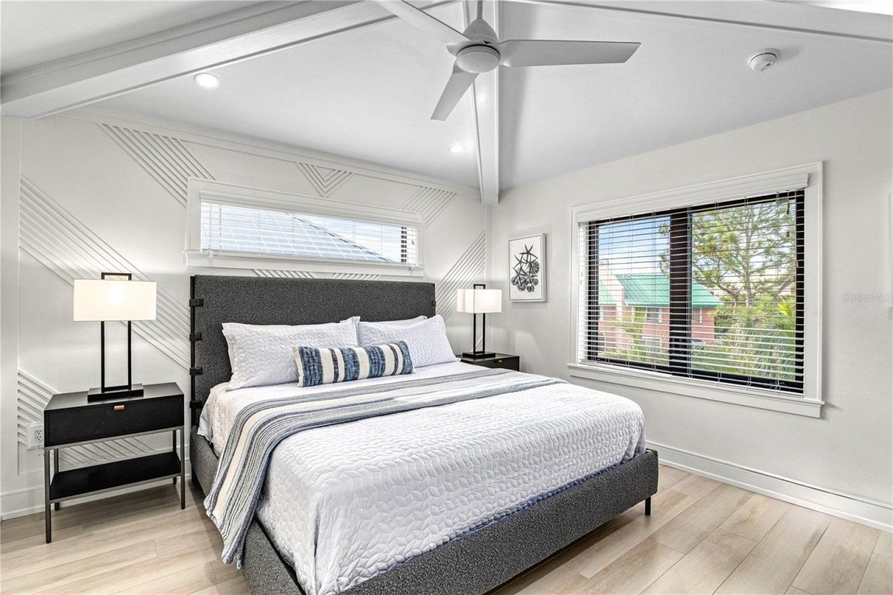 129 Mckinley Drive, Sarasota, FL 34236 Photo